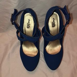 Blue platform heels